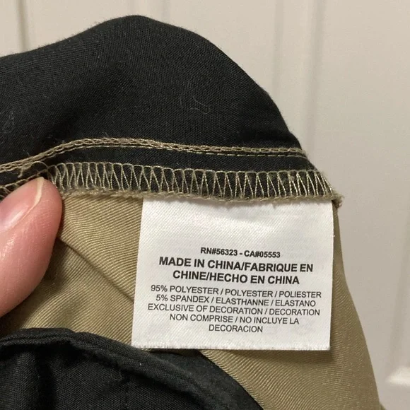 Nike Golf Tour Performance Men's Dry Fit Tan Shorts - Picture 3 of 9